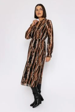 Midi Dress In Animal Print -Fashion Clothing Accessories Store carraig donn 23aw printed midi dress 822093