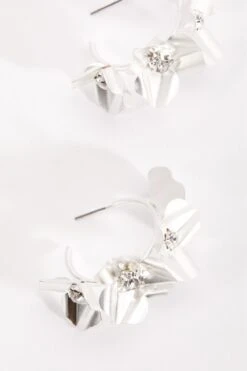 Silver Tone Flowers Earrings 7 Silver Tone Flowers Earrings -Fashion Clothing Accessories Store carraig donn 24ss earring 459660