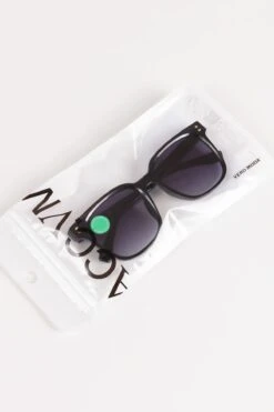 Black Frame Sunglasses -Fashion Clothing Accessories Store carraig donn black frame sunglasses 349556