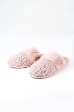 Cable Knit Slippers In Pink