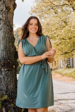 Vero Moda Curve Curve - Aila Dress In Khaki