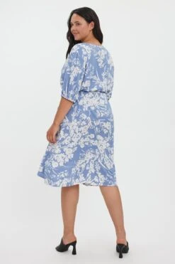Vero Moda Curve Curve - Lexie Dress In Blue Print -Fashion Clothing Accessories Store carraig donn curve lexie dress in blue print 672526