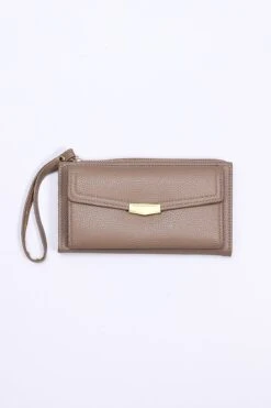 Double Compartment Purse In Beige -Fashion Clothing Accessories Store carraig donn double compartment purse in beige 973361