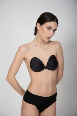 Eves Backless Strapless Bra In Black
