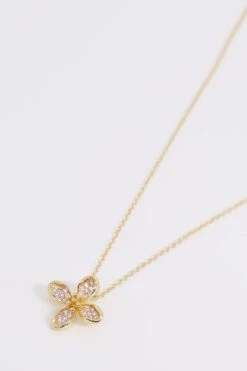Flower Necklace In Gold