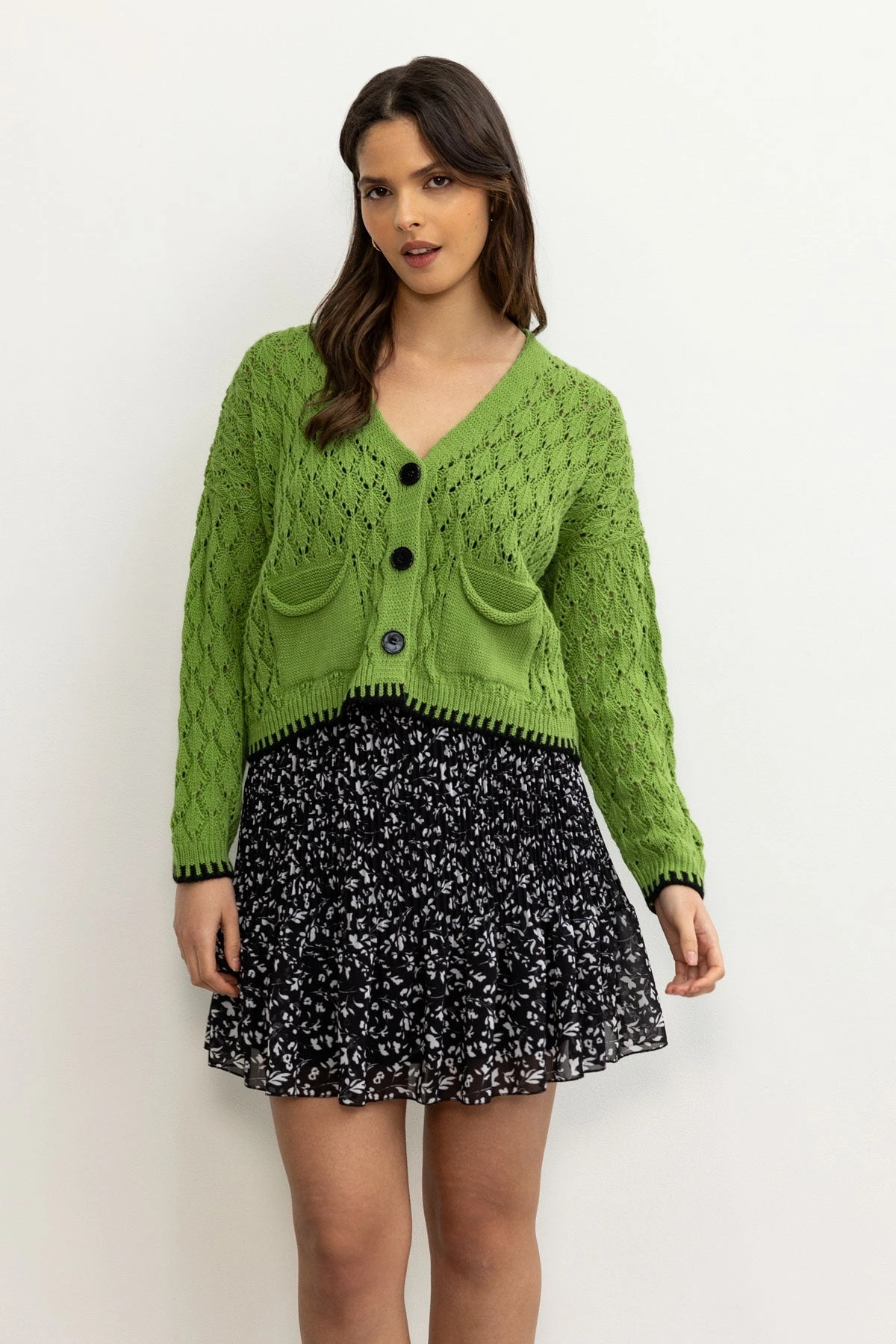 Green Tipped Edge Cardigan 5 Green Tipped Edge Cardigan - Image 3