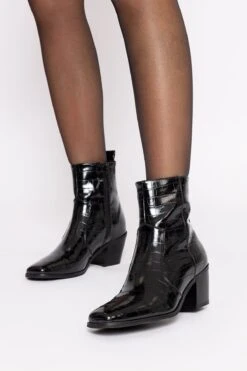 Grila Boot In Black