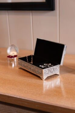 Silver Jewellery Box -Fashion Clothing Accessories Store carraig donn jewellery silver box 101618