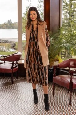 Midi Dress In Animal Print -Fashion Clothing Accessories Store carraig donn midi dress in animal print 614959