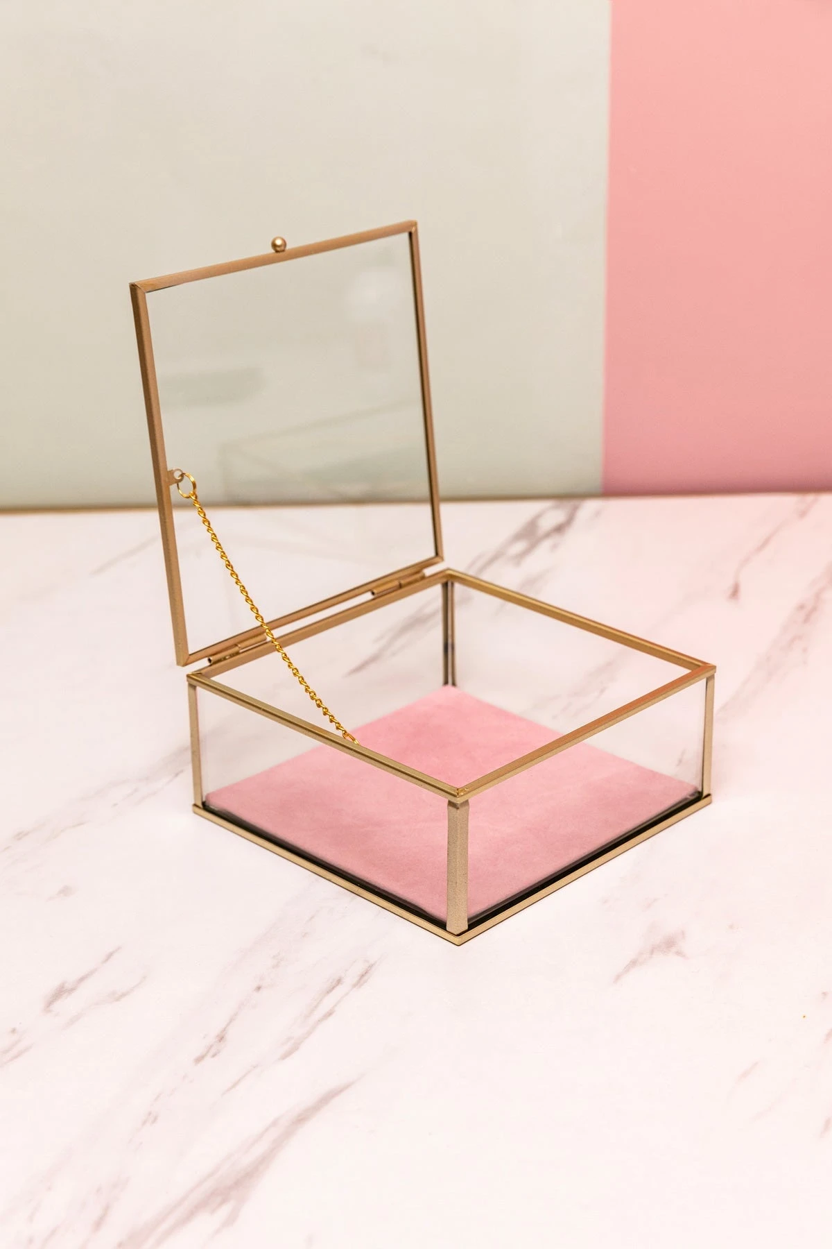 Square Glass Lidded Jewellery Box 4 Square Glass Lidded Jewellery Box - Image 2