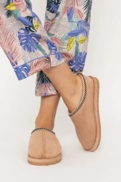 Suedette Mule Slippers In Pink