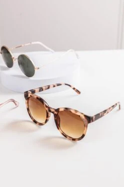 Sunglasses In Animal Print -Fashion Clothing Accessories Store carraig donn sunglasses in animal print 643026