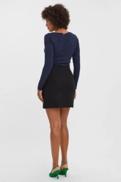 Vero Moda Short Skirt In Black 8 Vero Moda Short Skirt In Black -Fashion Clothing Accessories Store carraig donn vero moda short skirt in black 622196
