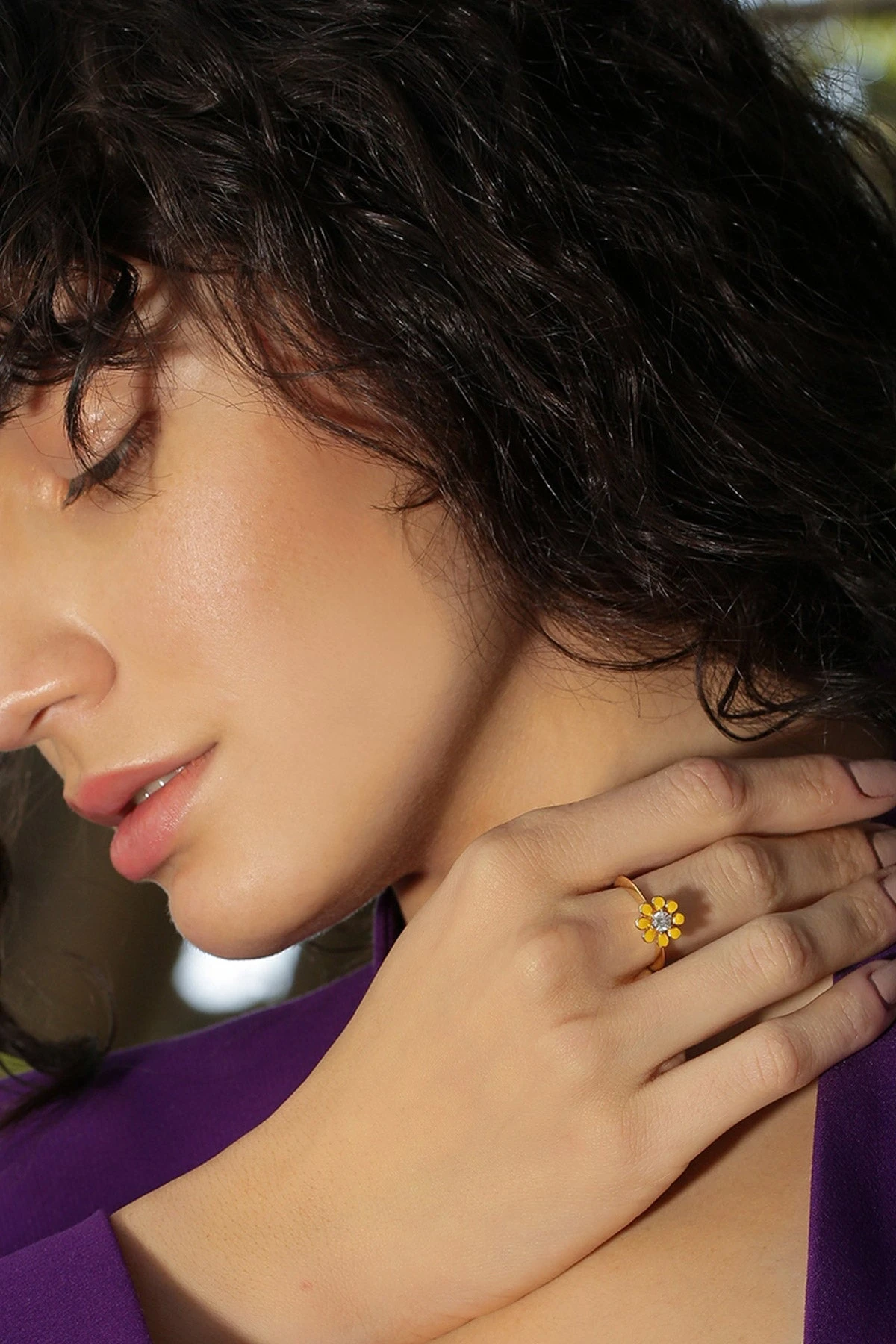 Yellow Flower Revolving Ring 3 Yellow Flower Revolving Ring